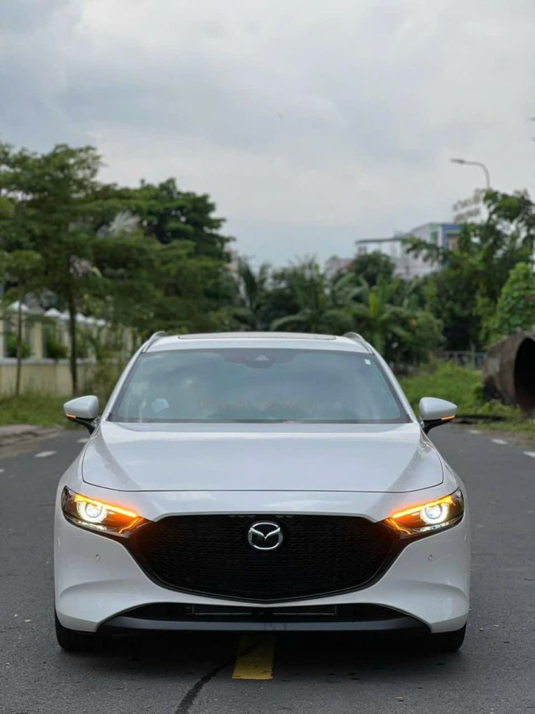 Ảnh thực tế Mazda 3 Sport 02