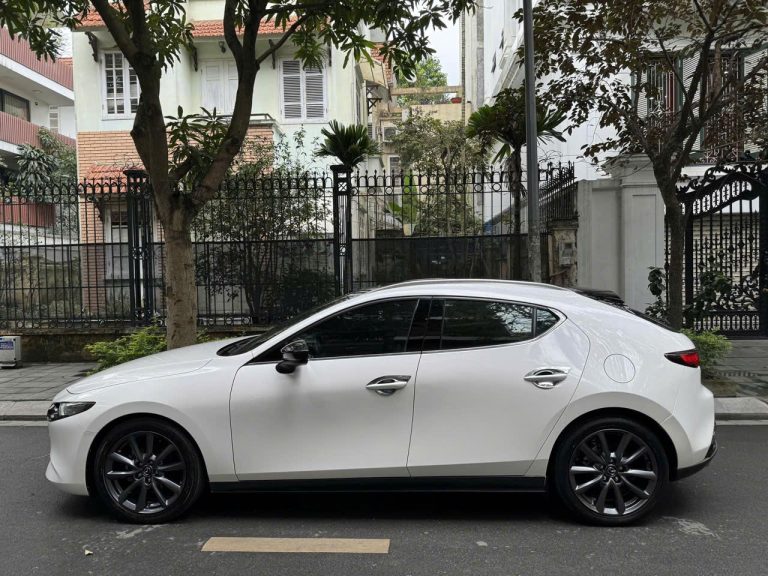 Ảnh thực tế Mazda 3 Sport 15