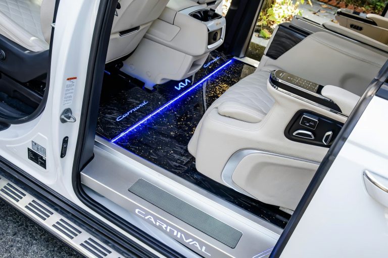 Ảnh New KIA Carnival 11