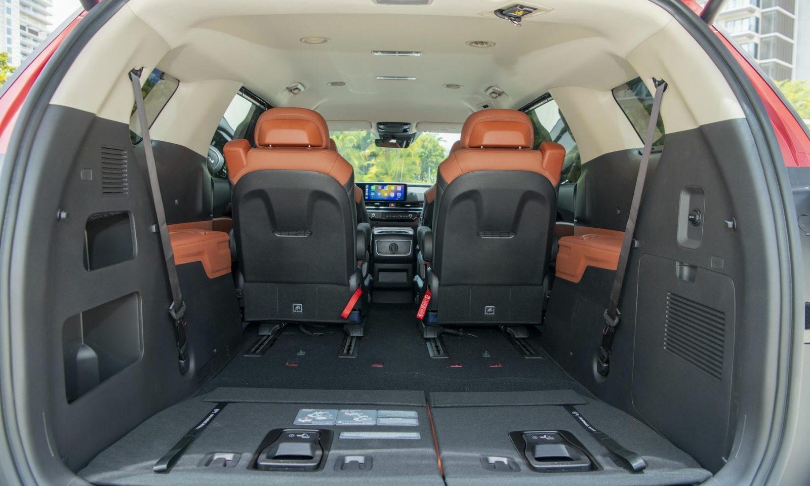 Nội thất New KIA Carnival 06