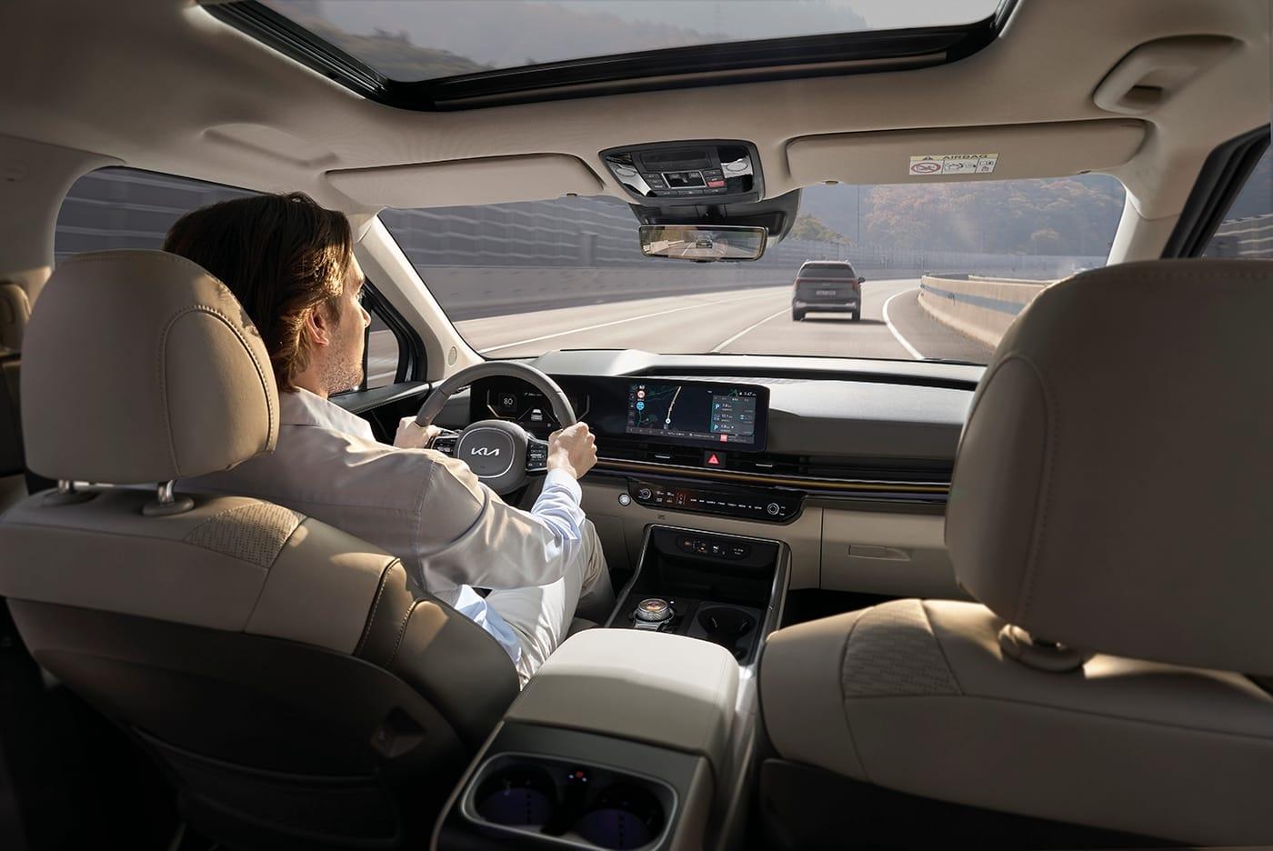 Nội thất New KIA Carnival 09
