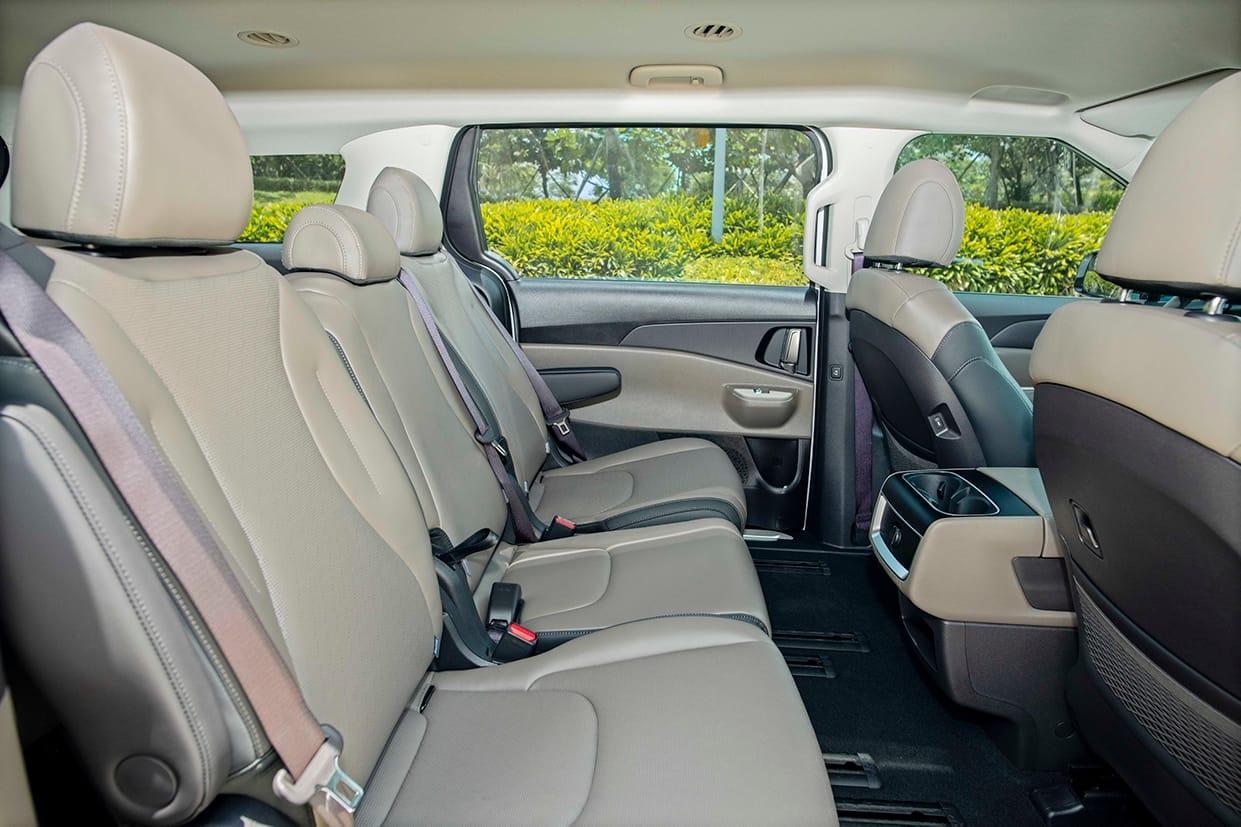 Nội thất New KIA Carnival 12